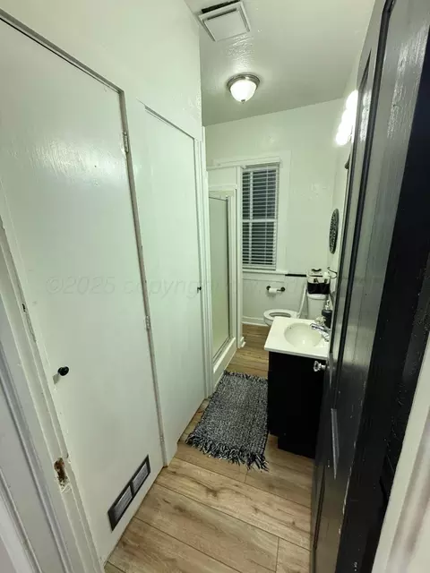 Bath - 409 Franklin Avenue Panhandle Tx 79068-1892 Ave, Panhandle, TX 79068 photo 2 of 8