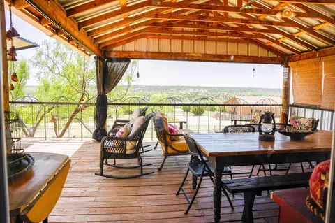 110 Lobo Drive Silverton Tx 79257 Dr, Silverton, TX 79257