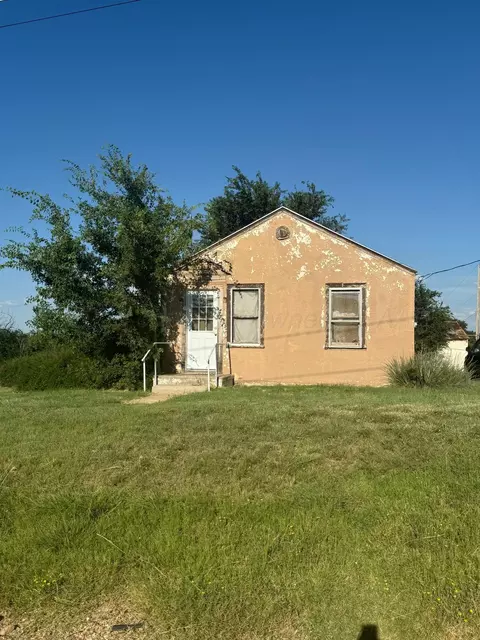 1015 S Parks Clarendon Tx 79226, Clarendon, TX 79226