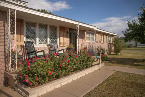 800 Maple Avenue Panhandle Tx 79068 Ave, Panhandle, TX 79068 photo 1