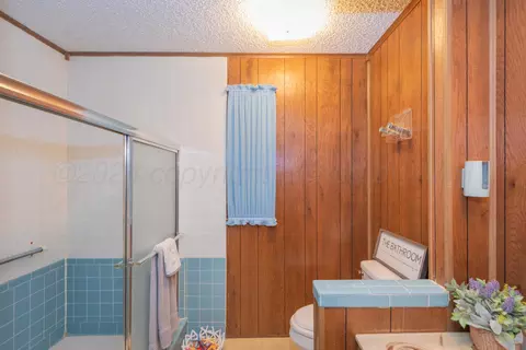 Bath - 2117 Eagle Lane Amarillo Tx 79118-8503 Ln, Amarillo, TX 79118 photo 5 of 6
