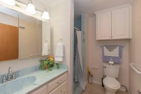 Bath - 2117 Eagle Lane Amarillo Tx 79118-8503 Ln, Amarillo, TX 79118 photo 1 of 6