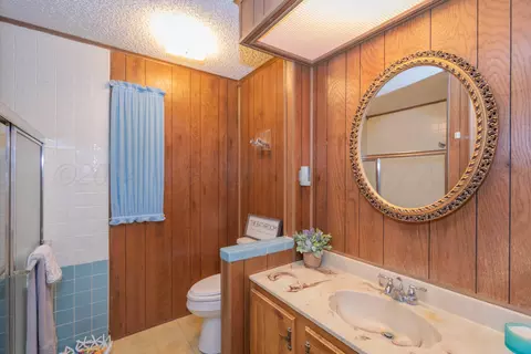 Bath - 2117 Eagle Lane Amarillo Tx 79118-8503 Ln, Amarillo, TX 79118 photo 4 of 6