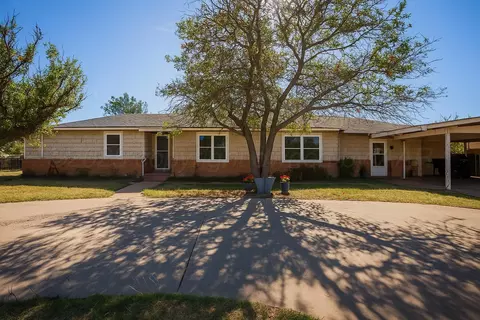 50 Fannin Drive Tulia Tx 79088 Dr, Tulia, TX 79088