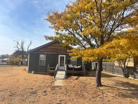 522 Allen Avenue Stinnett Tx 79083 Ave, Stinnett, TX 79083