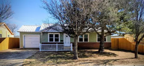 206 Cherry Avenue Dumas Tx 79029-3328 Ave, Dumas, TX 79029