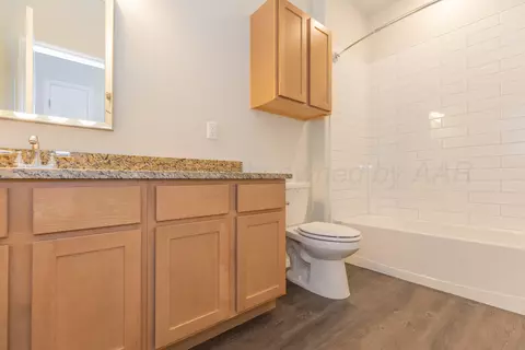 Bath - 7601 Beck Drive Amarillo Tx 79119 Dr, Amarillo, TX 79119 photo 4 of 5