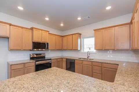 Kitchen - 7601 Beck Drive Amarillo Tx 79119 Dr, Amarillo, TX 79119 photo 2 of 4