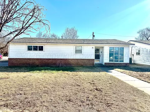 624 NE 1st Place Tulia Tx 79088 Pl, Tulia, TX 79088