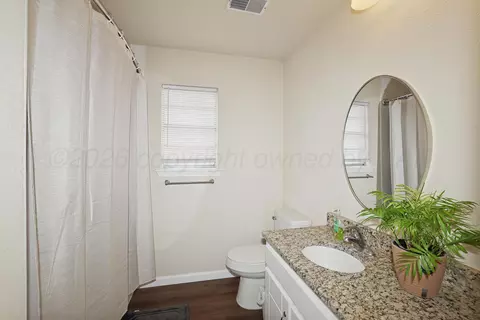 Bath - 1116 Trinchera Drive Amarillo Tx 79110 Dr, Amarillo, TX 79110 photo 2 of 2