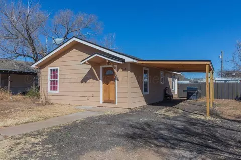 2106 SW 1st Avenue Amarillo Tx 79106 Ave, Amarillo, TX 79106