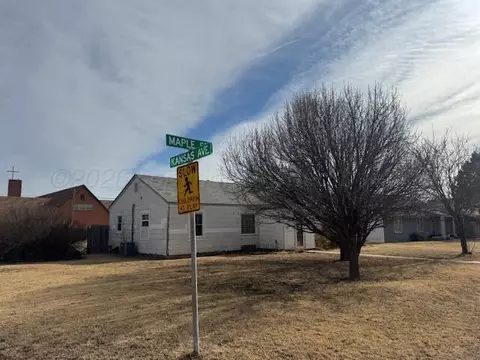 410 Maple Street Darrouzett Tx 79024 St, Darrouzett, TX 79024