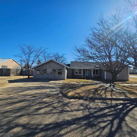 402 N Donley Avenue Tulia Tx 79088 Ave, Tulia, TX 79088