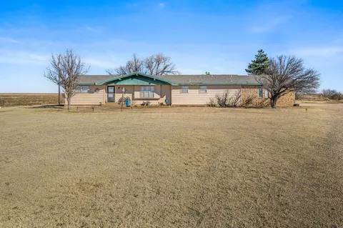 1175 Farm To Market Road 2391 Pampa Tx 79065, Pampa, TX 79065