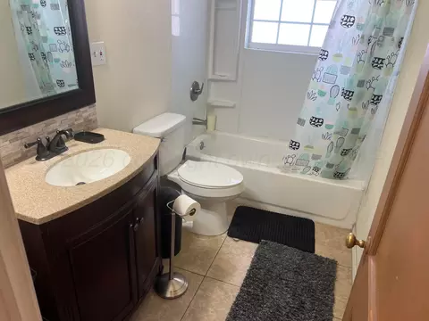 Bath - 823 Latimer Street Borger Tx 79007 St, Borger, TX 79007 photo 1 of 4