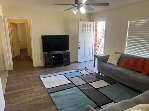 Living - 823 Latimer Street Borger Tx 79007 St, Borger, TX 79007 photo 3 of 3