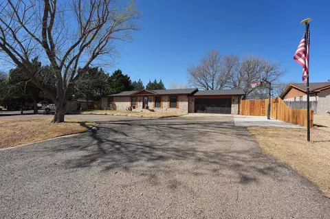 210 Jose Poco Fritch Tx 79036, Fritch, TX 79036