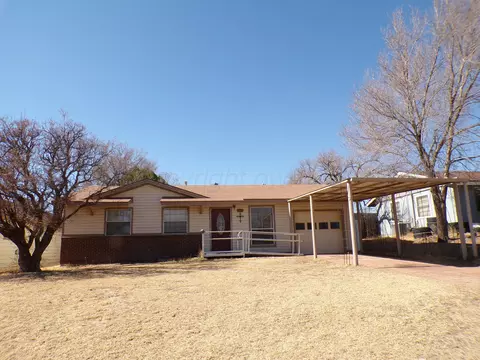 403 N Robey Avenue Fritch Tx 79036 Ave, Fritch, TX 79036