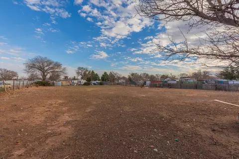Exterior - 1221 E Studebaker Avenue Amarillo Tx 79108-5335 Ave, Amarillo, TX 79108 photo 8 of 11