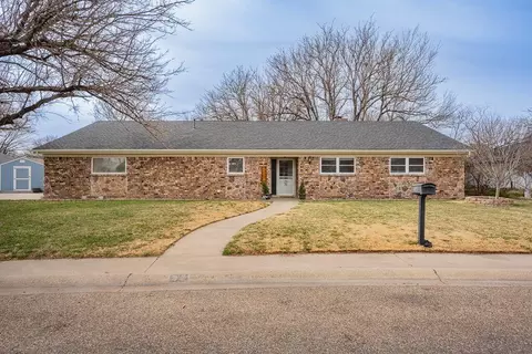 32 Village Drive Canyon Tx 79015-1802 Dr, Canyon, TX 79015