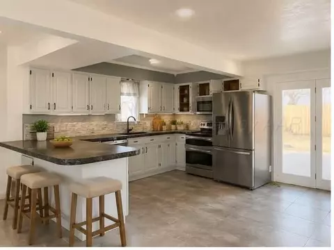 Kitchen - 13 Glenbrook Drive Borger Tx 79007 Dr, Borger, TX 79007 photo 2 of 2