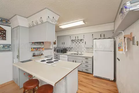 Kitchen - 112 E Cactus Street Amarillo Tx 79108-2202 St, Amarillo, TX 79108 photo 2 of 2