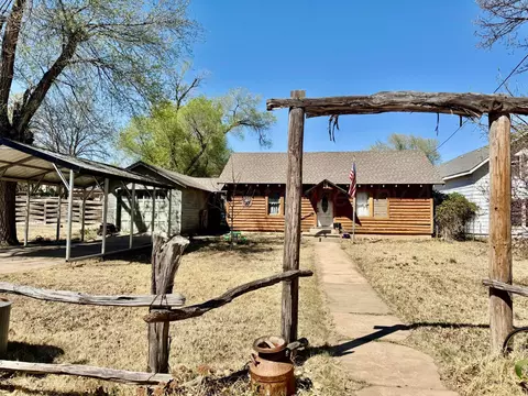 811 Bungalow Avenue Canadian Tx 79014 Ave, Canadian, TX 79014