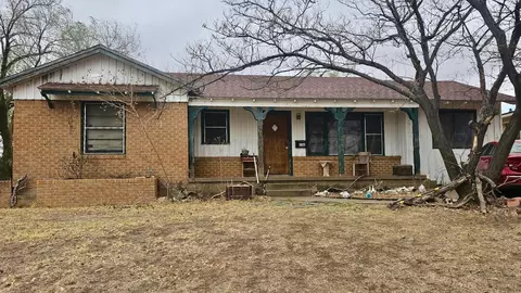 1820 Mustang Street Amarillo Tx 79102-1717 St, Amarillo, TX 79102