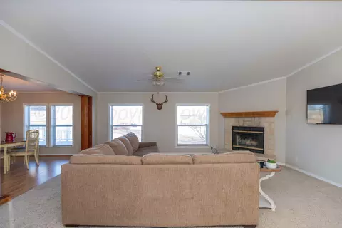 Living - 11600 E View Drive Amarillo Tx 79124-4795 Dr, Amarillo, TX 79124 photo 2 of 2