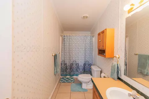Bath - 11600 E View Drive Amarillo Tx 79124-4795 Dr, Amarillo, TX 79124 photo 6 of 7