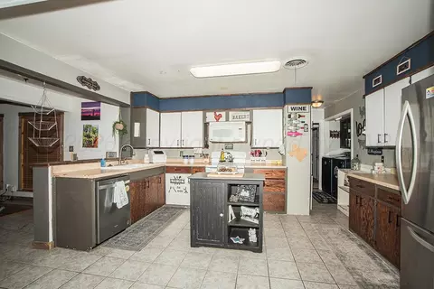Kitchen - 4309 S Ong Street Amarillo Tx 79110-2039 St, Amarillo, TX 79110 photo 1 of 3