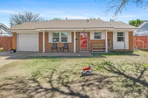 2907 S Manhattan Street Amarillo Tx 79103-4711 St, Amarillo, TX 79103