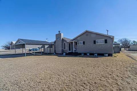 210 Poplar Street Skellytown Tx 79080-1828 St, Skellytown, TX 79080