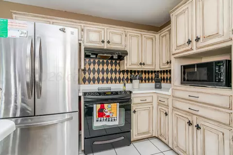 Kitchen - 8010 Claret Street Amarillo Tx 79110-4778 St, Amarillo, TX 79110 photo 4 of 5
