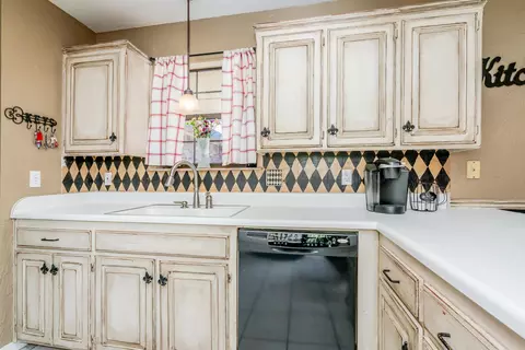 Kitchen - 8010 Claret Street Amarillo Tx 79110-4778 St, Amarillo, TX 79110 photo 3 of 5