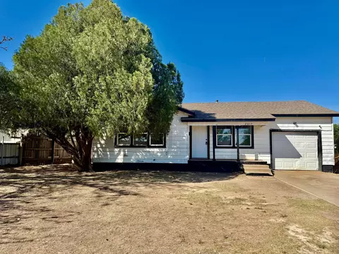 2015 Oak Drive Amarillo Tx 79107-3819 Dr, Amarillo, TX 79107