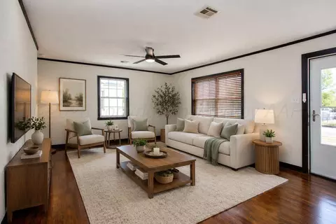 Living - 4612 Cline Road Amarillo Tx 79110-2630 Rd, Amarillo, TX 79110 photo 5 of 7