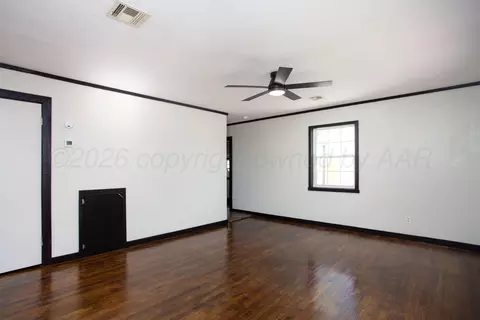 Living - 4612 Cline Road Amarillo Tx 79110-2630 Rd, Amarillo, TX 79110 photo 6 of 7
