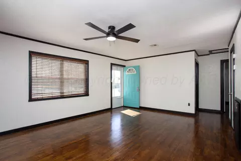 Living - 4612 Cline Road Amarillo Tx 79110-2630 Rd, Amarillo, TX 79110 photo 2 of 7