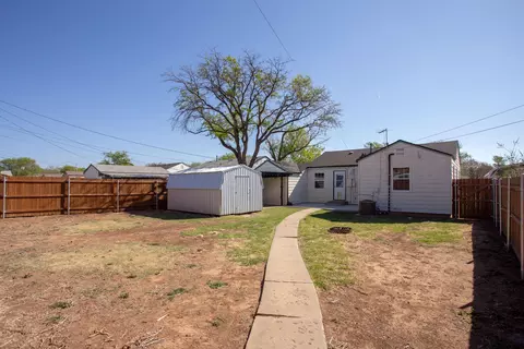 Exterior - 4612 Cline Road Amarillo Tx 79110-2630 Rd, Amarillo, TX 79110 photo 3 of 11