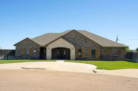 1805 Madison Avenue Dumas Tx 79029-1128 Ave, Dumas, TX 79029