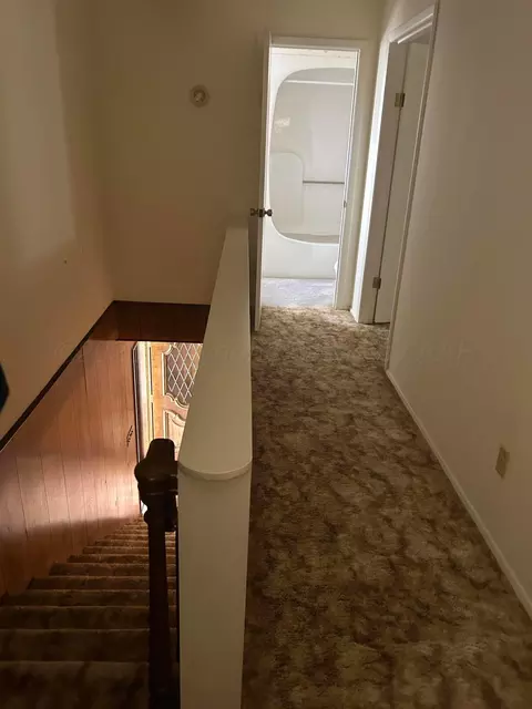 Entry Way - 102 Willow Street Lipscomb Tx 79056 St, Lipscomb, TX 79056 photo 2 of 2
