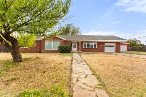 708 16th Street Canyon Tx 79015-4526 St, Canyon, TX 79015
