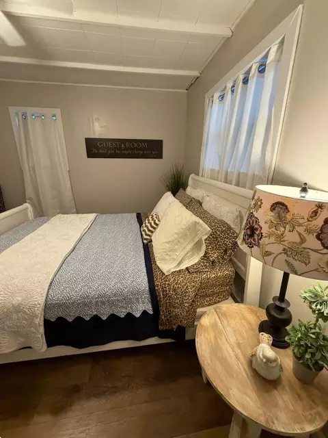 Bedroom - 1310 Davis Street Borger Tx 79007 St, Borger, TX 79007 photo 3 of 10