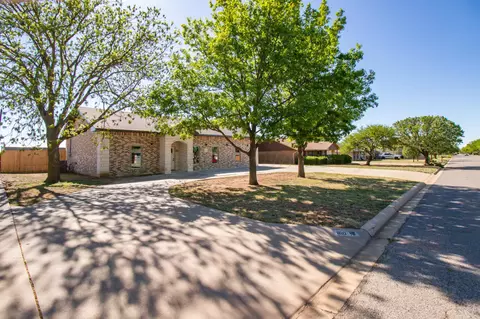 810 S Houston Street Shamrock Tx 79079 St, Shamrock, TX 79079