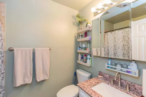 Bath - 4800 S Austin Street Amarillo Tx 79110 St, Amarillo, TX 79110 photo 1 of 3