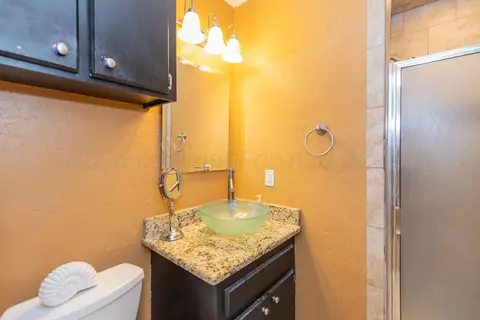 Bath - 4800 S Austin Street Amarillo Tx 79110 St, Amarillo, TX 79110 photo 3 of 3