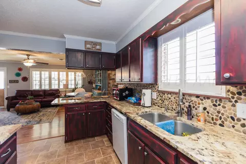 Kitchen - 4800 S Austin Street Amarillo Tx 79110 St, Amarillo, TX 79110 photo 3 of 3