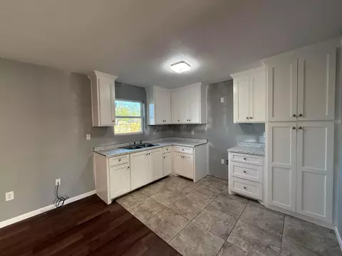 2426 Redwood Street Amarillo Tx 79107-2040 St, Amarillo, TX 79107