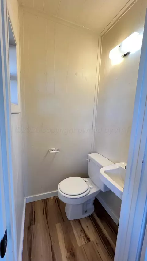 Bath - 4410 S Ong Street Amarillo Tx 79110-2042 St, Amarillo, TX 79110 photo 1 of 3